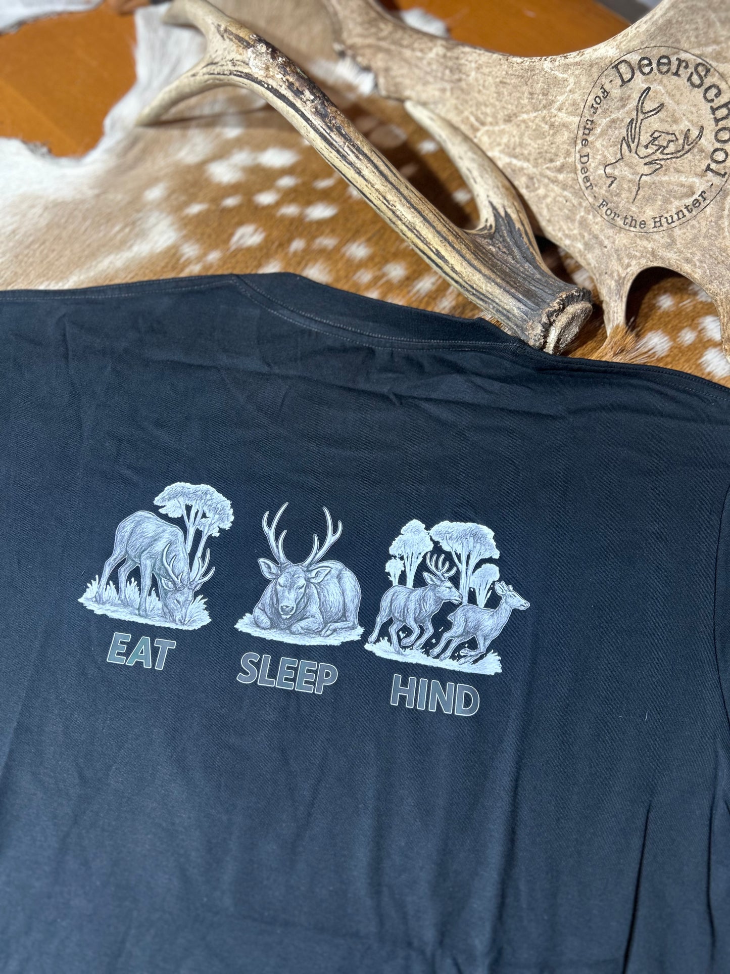 T-Shirt “Eat Sleep Hind”