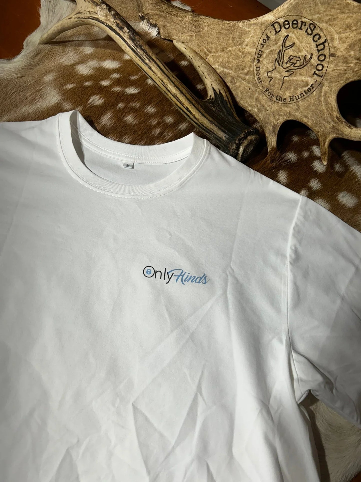 T-Shirt “OnlyHinds” - DeerSchool Der Laden